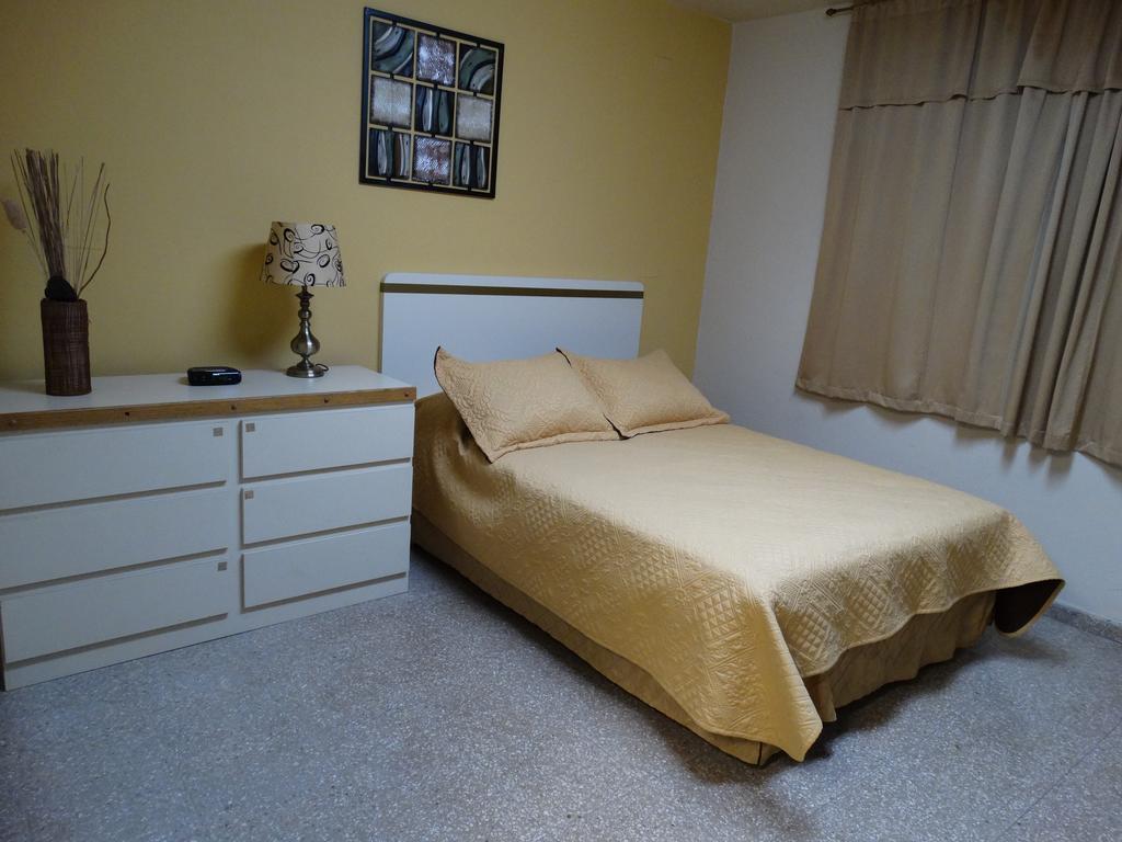 Hostal Universitario San German Dış mekan fotoğraf