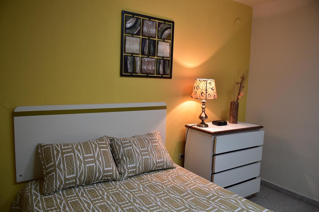 Hostal Universitario San German Dış mekan fotoğraf